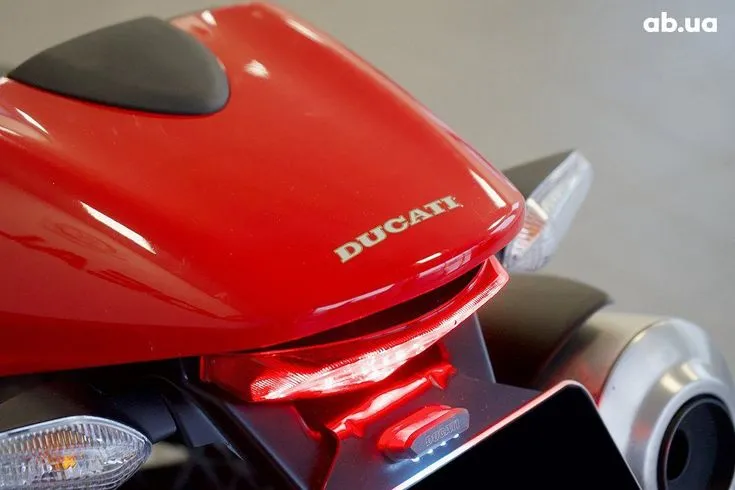 Ducati Monster  Image 6