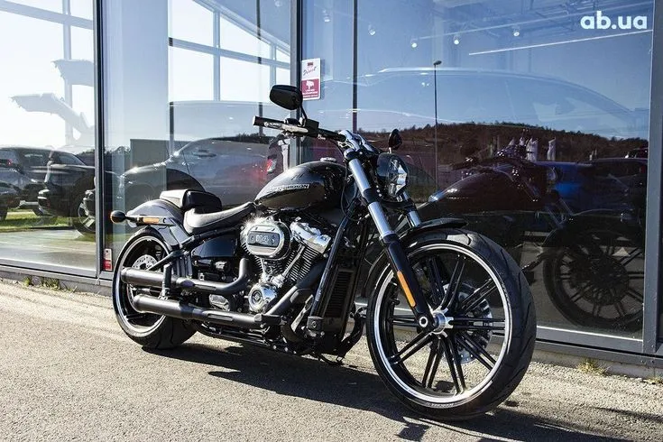 Harley-Davidson Breakout  Image 4